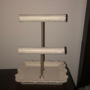 Jewelry holder